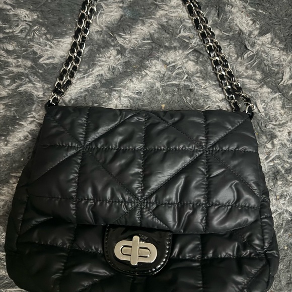 Handbags - Beautiful shoulder bag !!